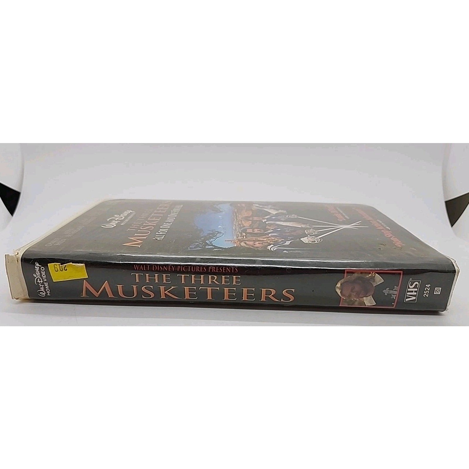 The Three Musketeers (VHS, 1994)