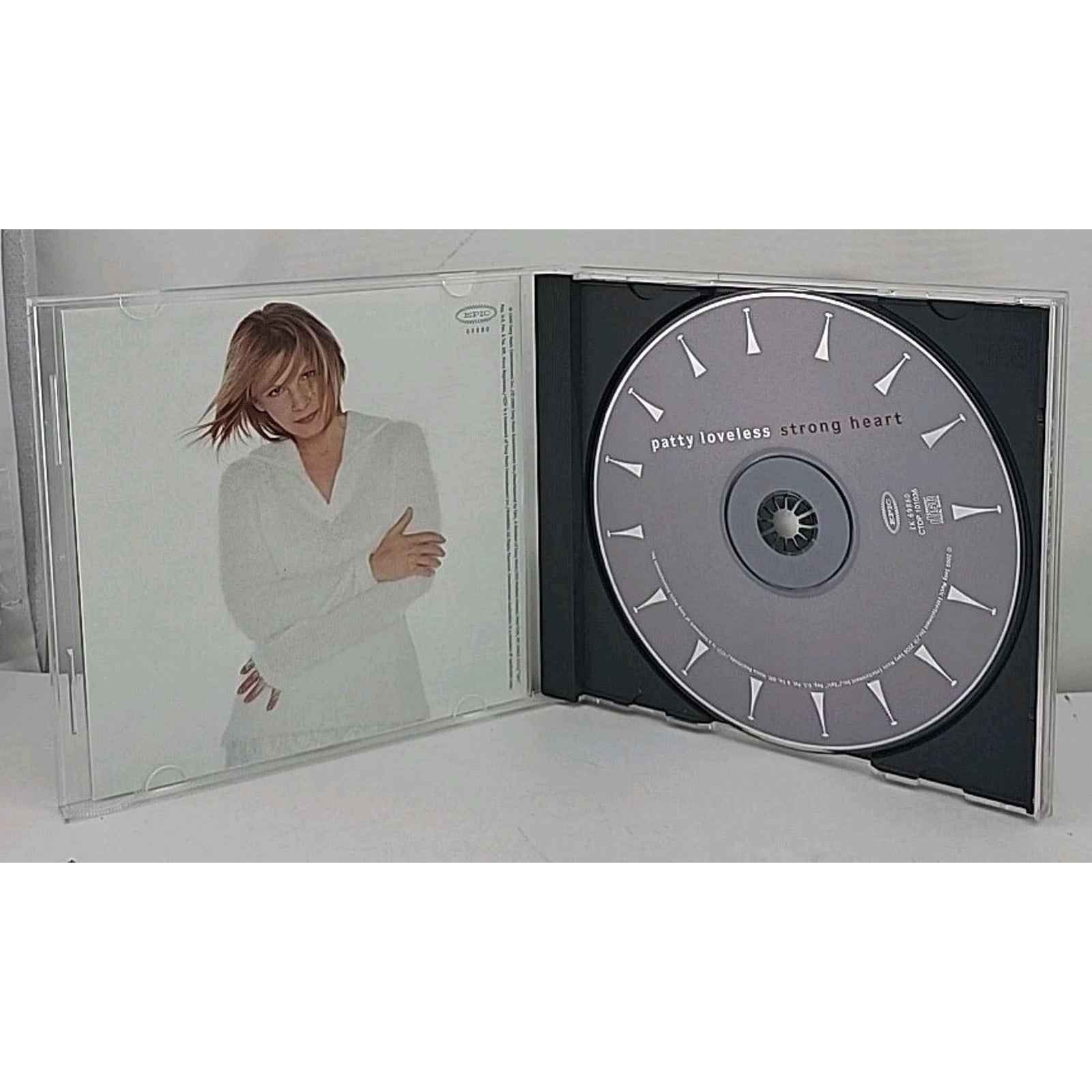 Strong Heart by Patty Loveless (CD, 2000)