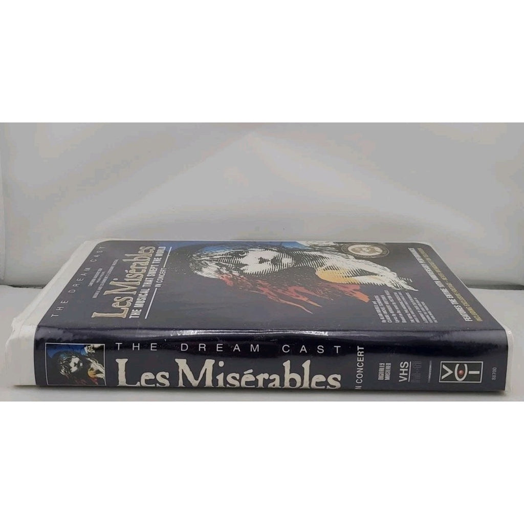 Les Miserables - In Concert (VHS, 1996, Clamshell Case)
