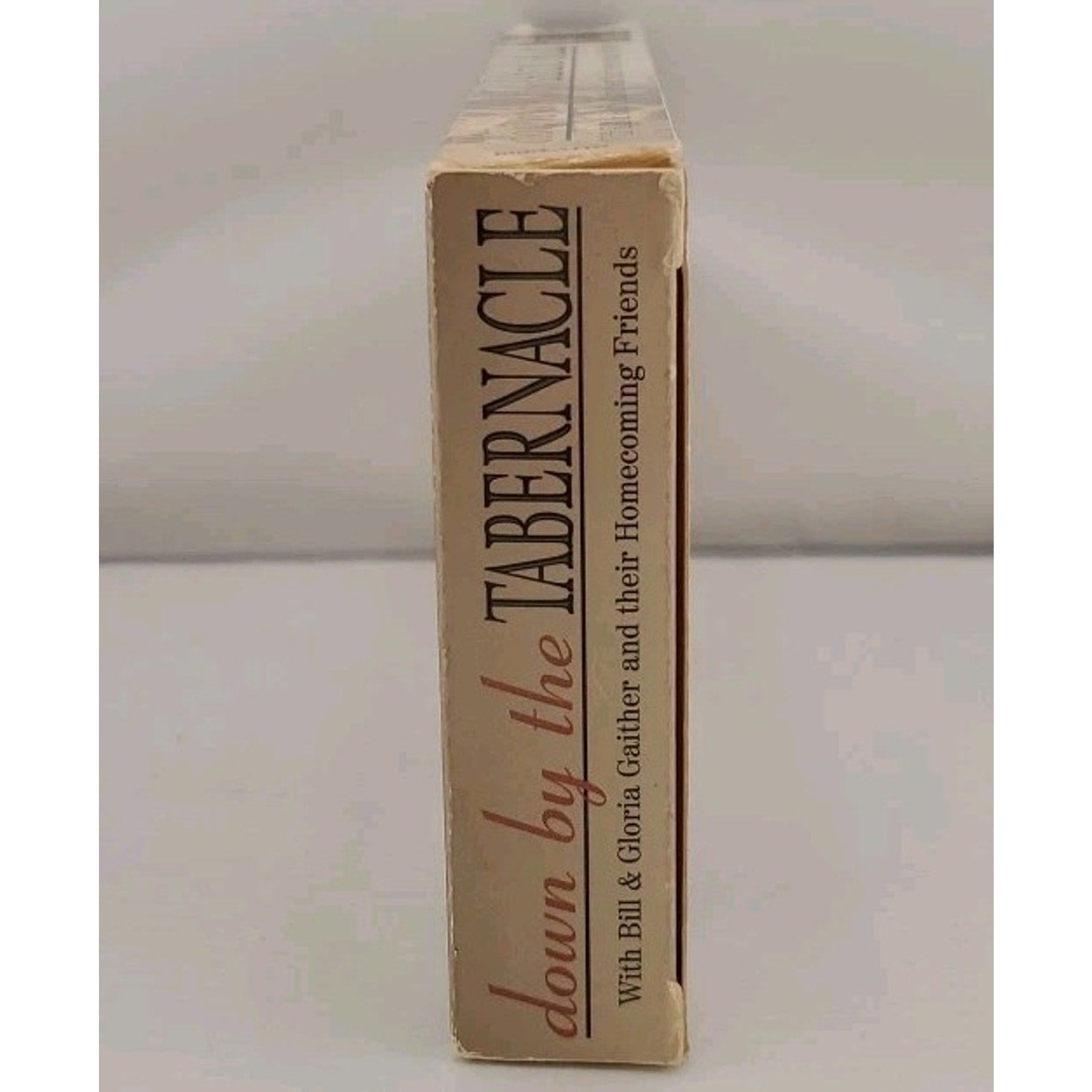Down by the Tabernacle [Video] by Bill & Gloria Gaither (Gospel) (VHS, Feb-1998,