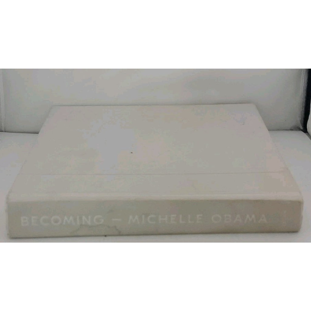 Becoming by Michelle Obama - Hardcover 2018