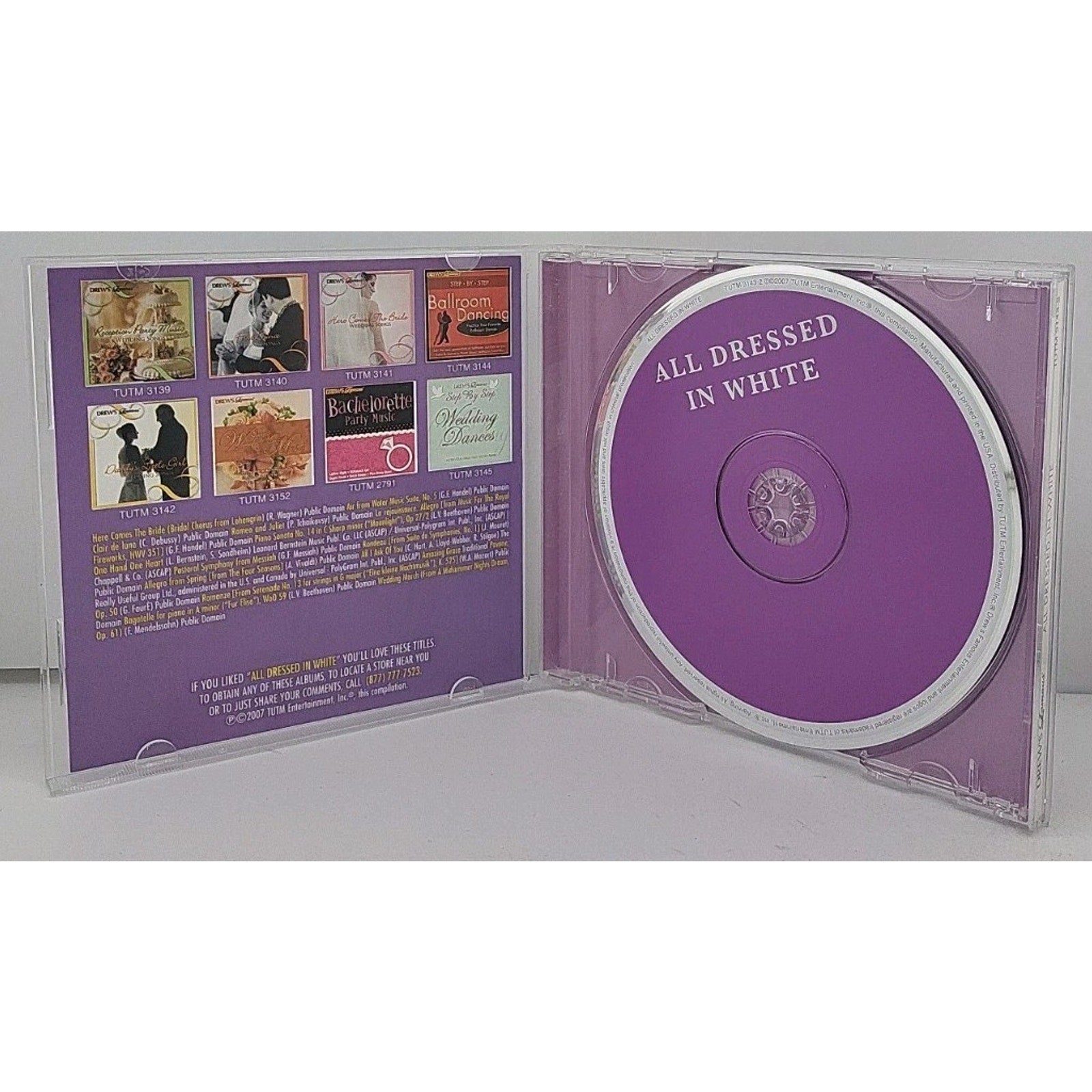 All Dressed In White - Audio CD (Drew's Famous Party Music) [16 Tracks]