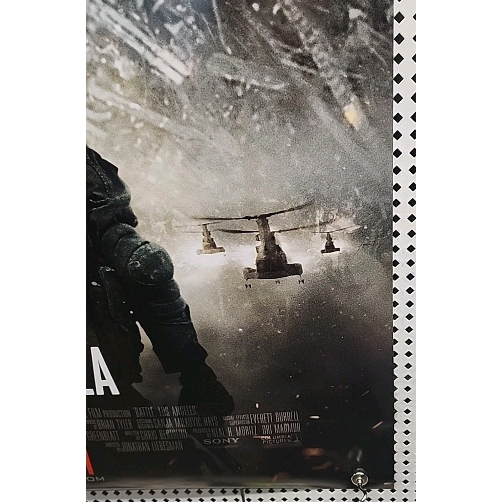 Battle Los Angeles Original 27x40 D/S Movie Poster