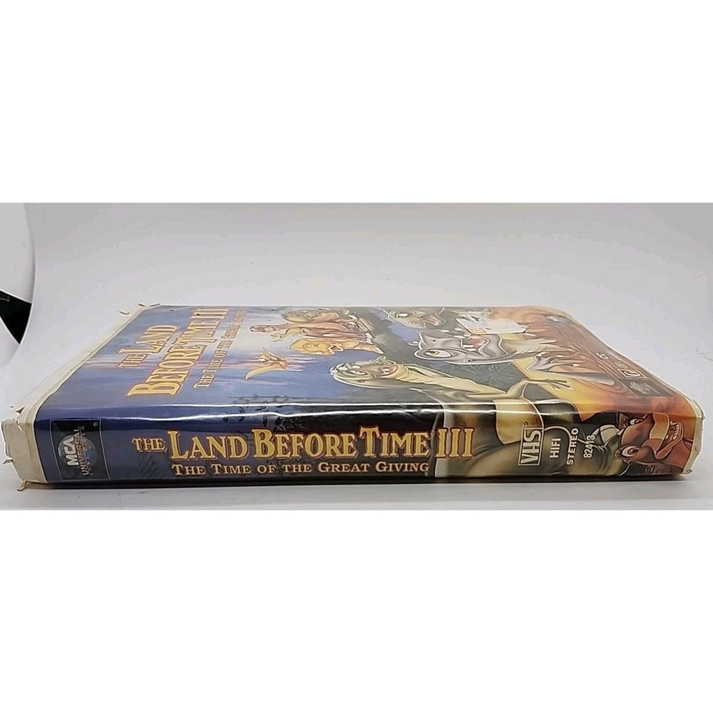 The Land Before Time III: The Time of Great Giving (VHS, 1995, Clamshell)
