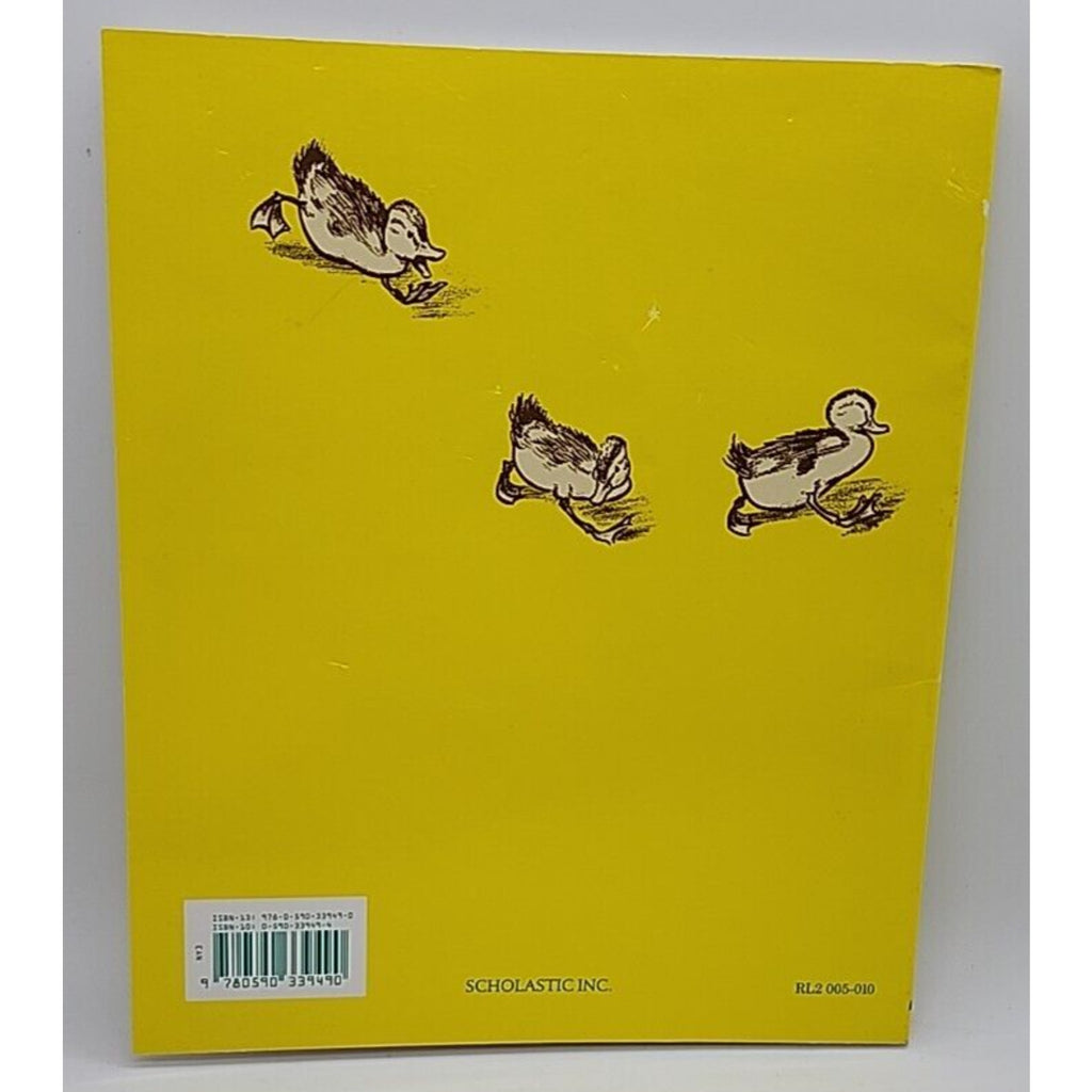 Make Way for Ducklings by Robert McCloskey (Trade Paperback)