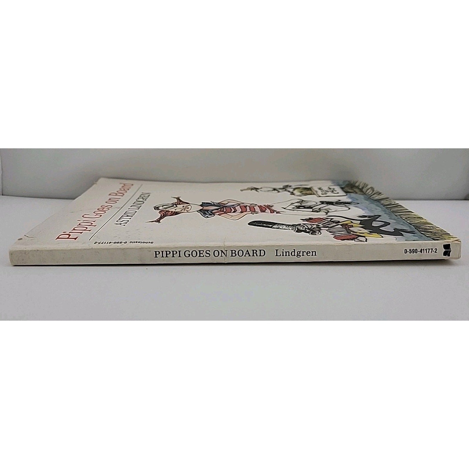 Pippi Goes on Board by Astrid Lindgren (1970, Trade Paperback)
