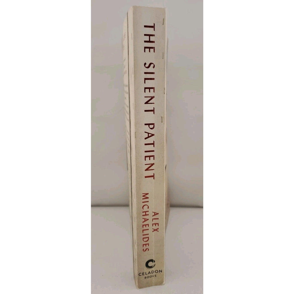 Silent Patient by Alex Michaelides (2021, Trade Paperback)