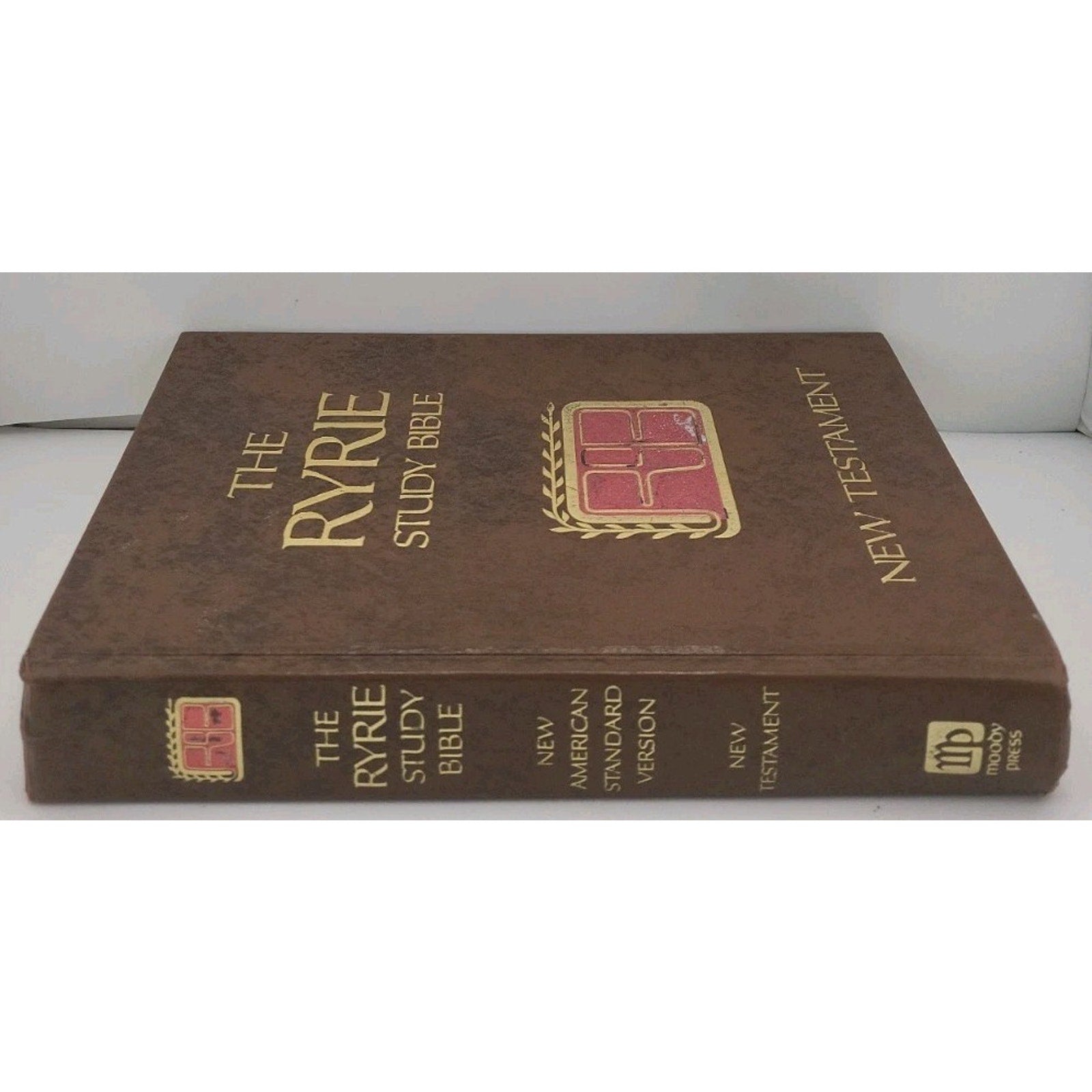 The Ryrie Study Bible New Testament