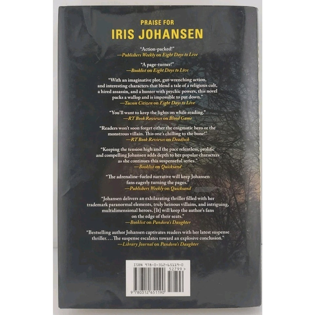 Chasing the Night by Iris Johansen (2010, Hardcover)