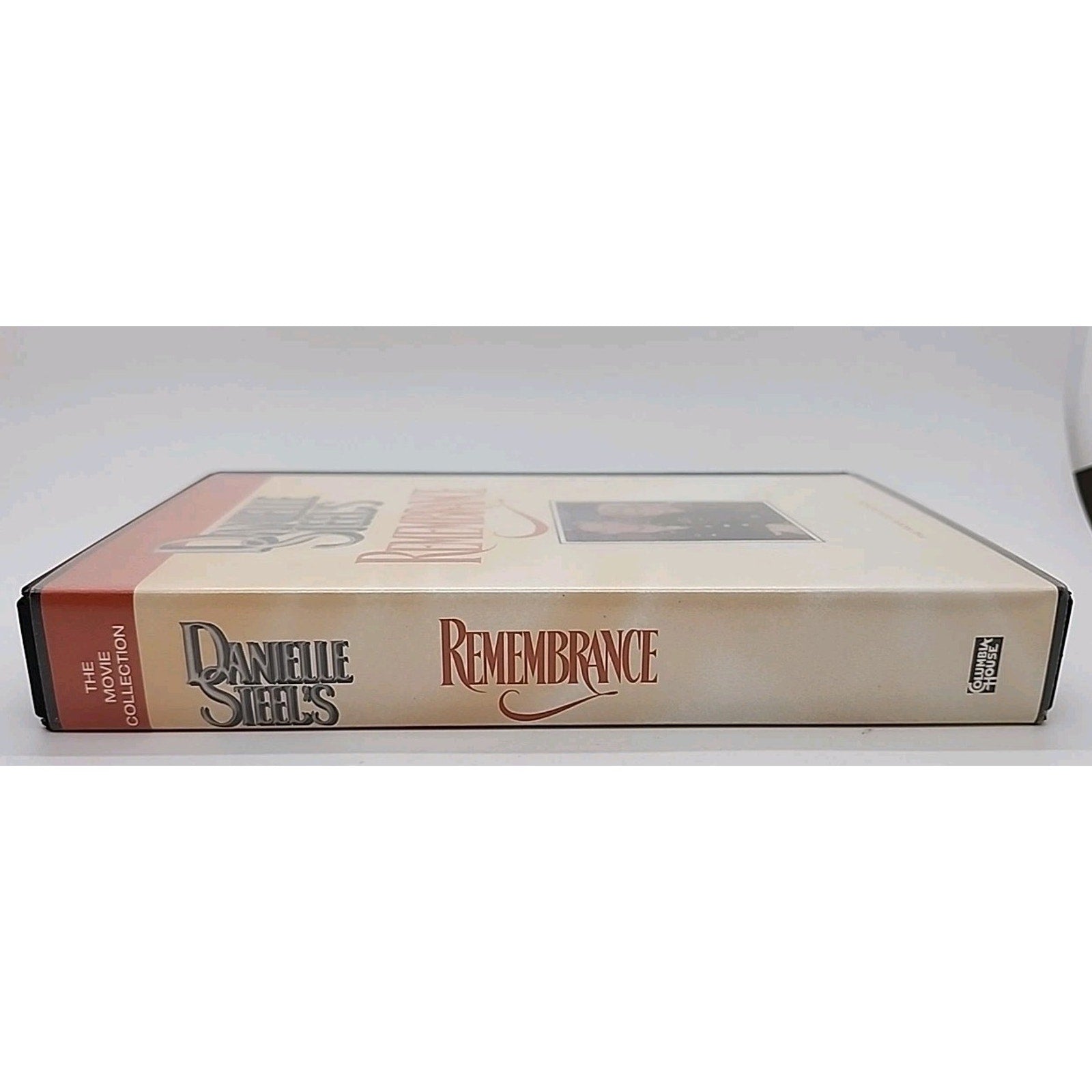 Danielle Steel's Remembrance (VHS)