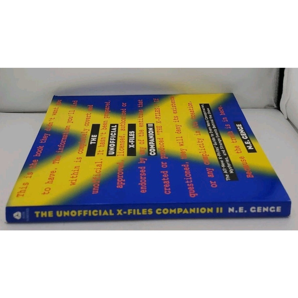 Unofficial X-Files Companion by Ngaire E. Genge (1996, Trade Paperback)