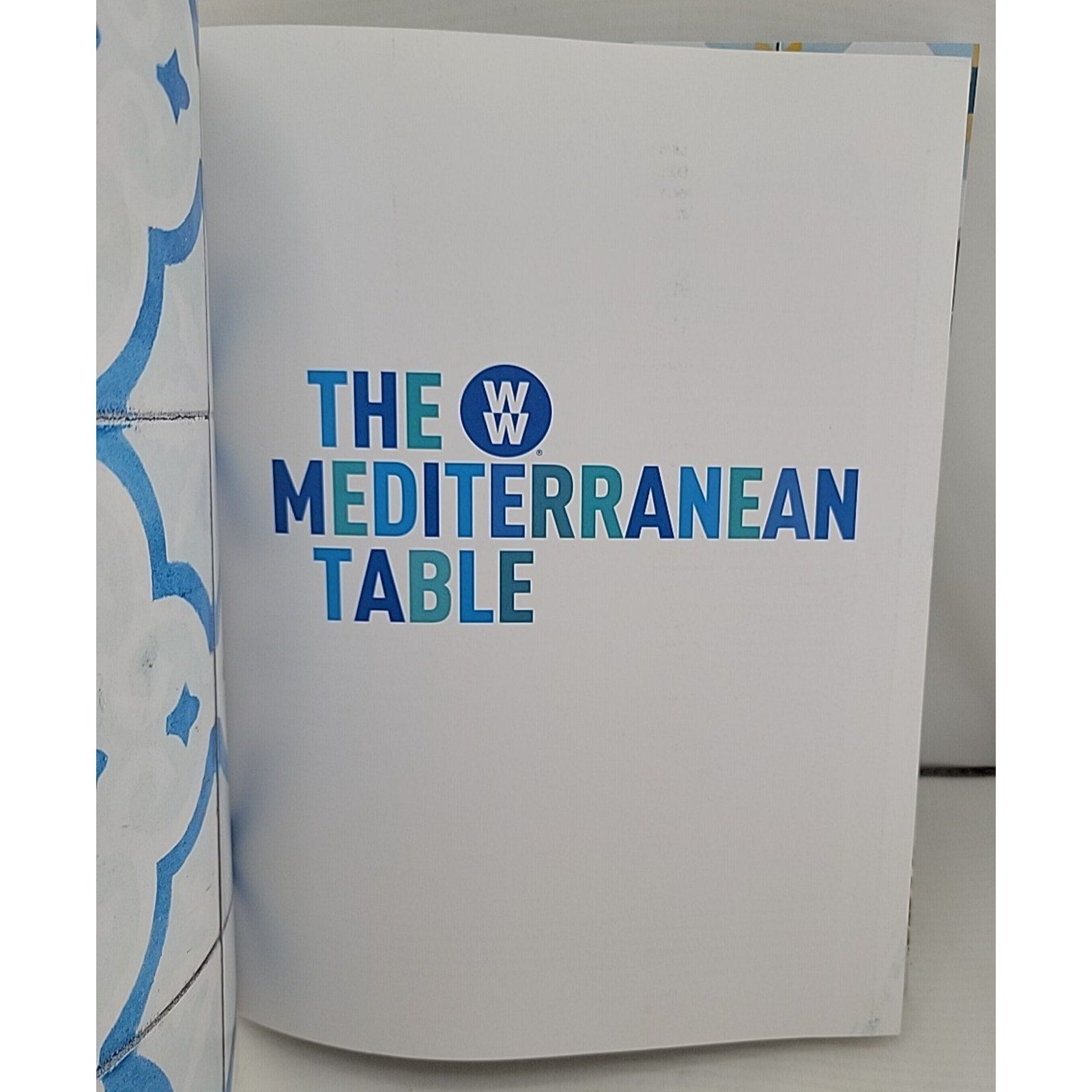 WW Weight Watchers The Mediterranean Table Cookbook Lots of Pictures 2021