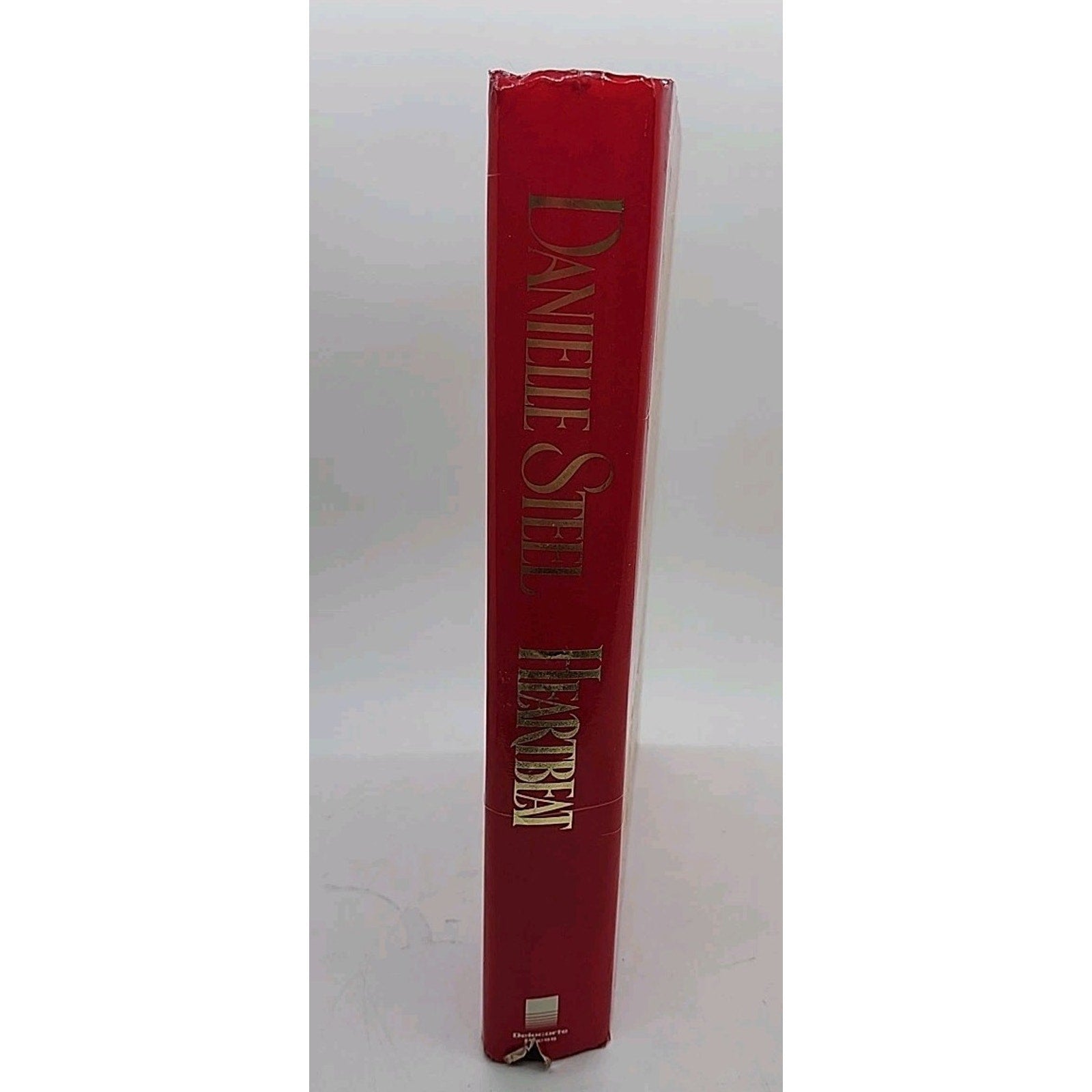 Heartbeat by Danielle Steel - Hardcover Book