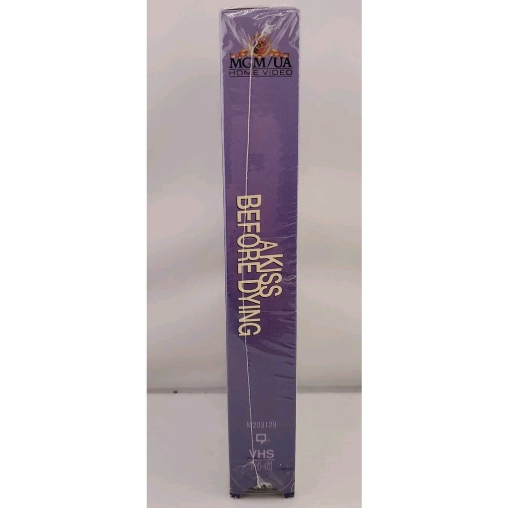 A Kiss Before Dying (VHS, 1996)