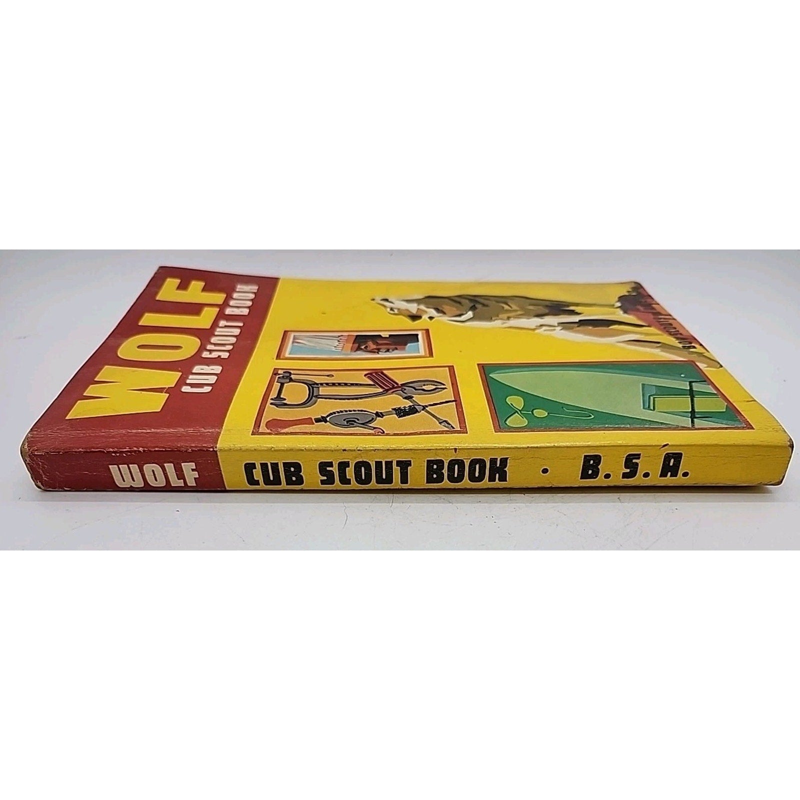 1967 BSA Wolf Cub Scout Book (Paperback)
