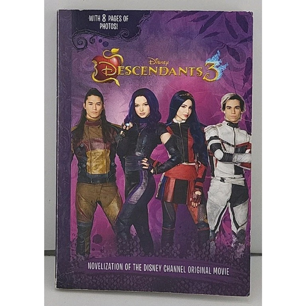 Descendants 3 : The Novelization by Josann McGibbon and Sara Parriott...