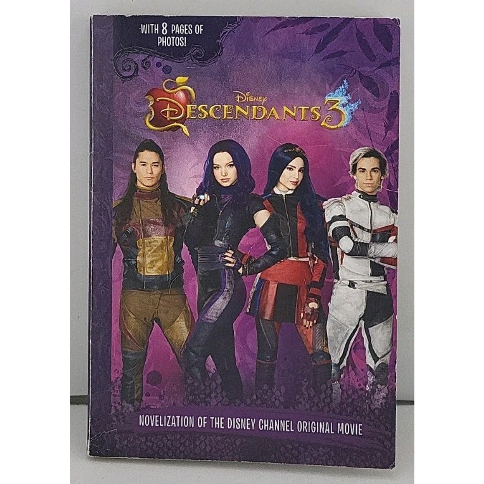 Descendants 3 : The Novelization by Josann McGibbon and Sara Parriott...