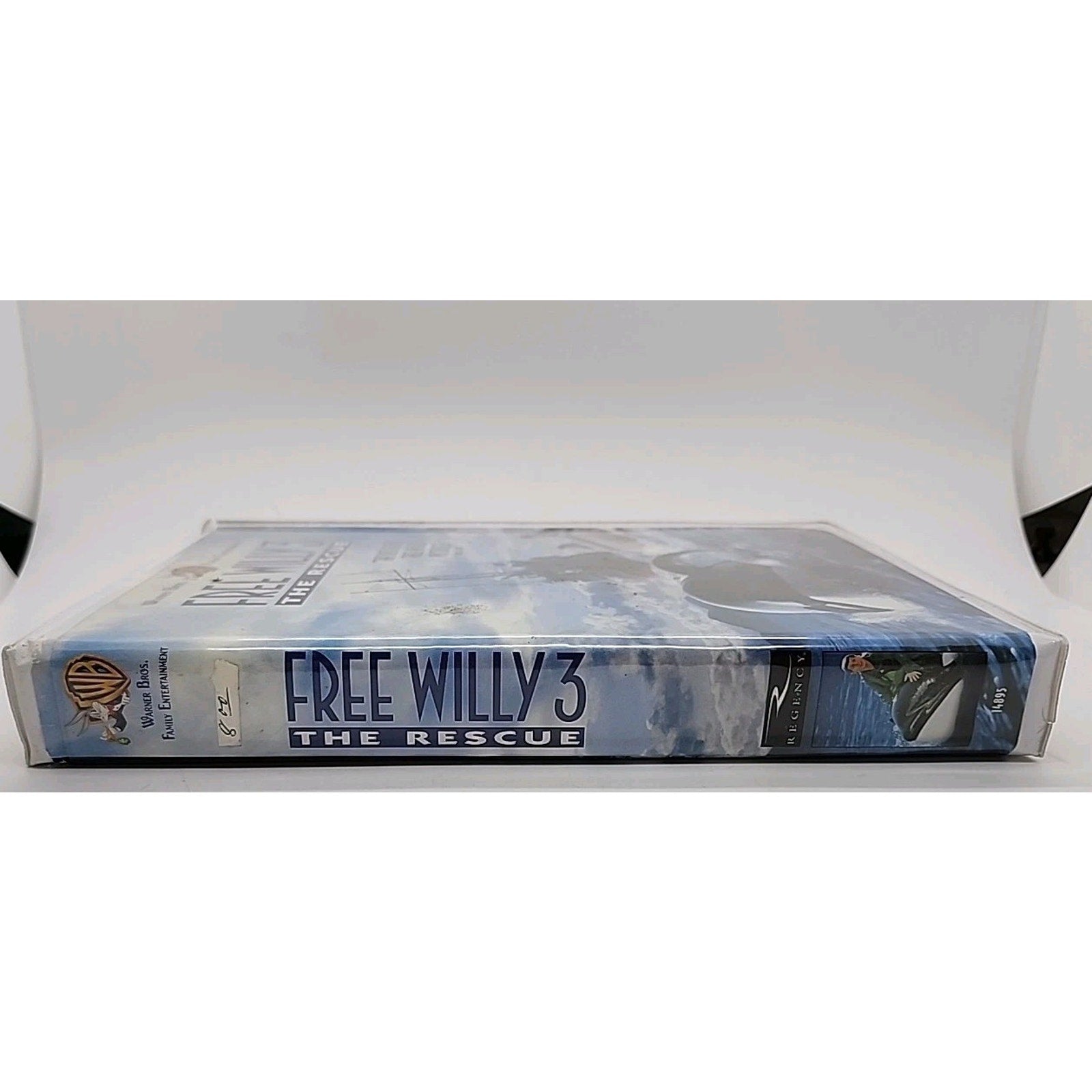 Free Willy 3: The Rescue (VHS, 1997, Clamshell)