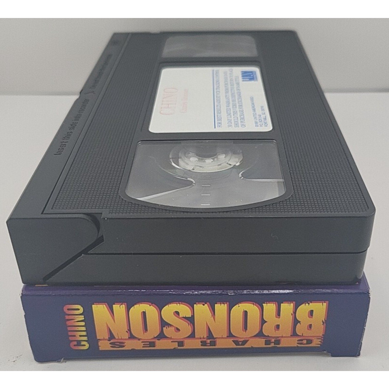 Chino (VHS, 2000)