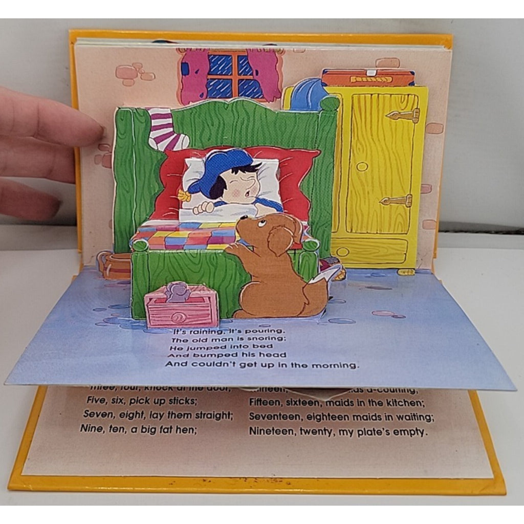 Nursery Rhymes (Pop-Up Book): Wee Willie Winkie And Other Rhymes - Hardcover