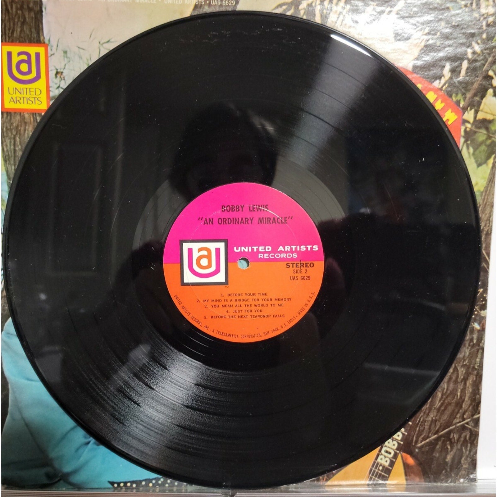Bobby Lewis – An Ordinary Miracle (Vinyl)