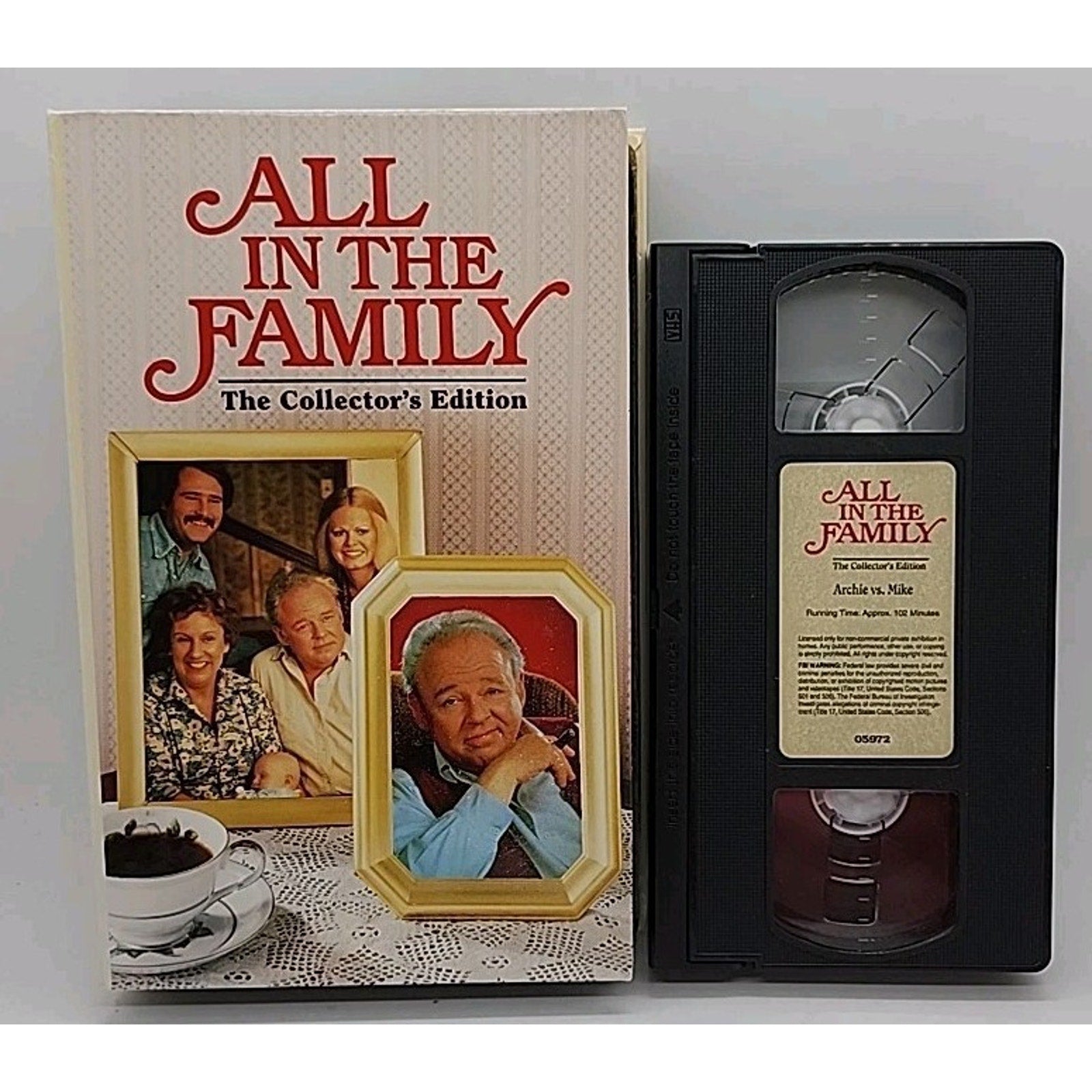 All In The Family - Archie vs Mike (VHS)
