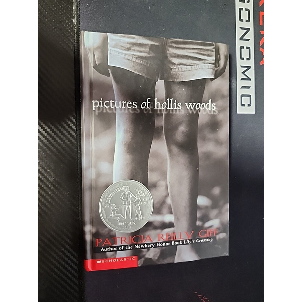 Pictures of Hollis Woods by Patricia Reilly Giff (Hardcover)