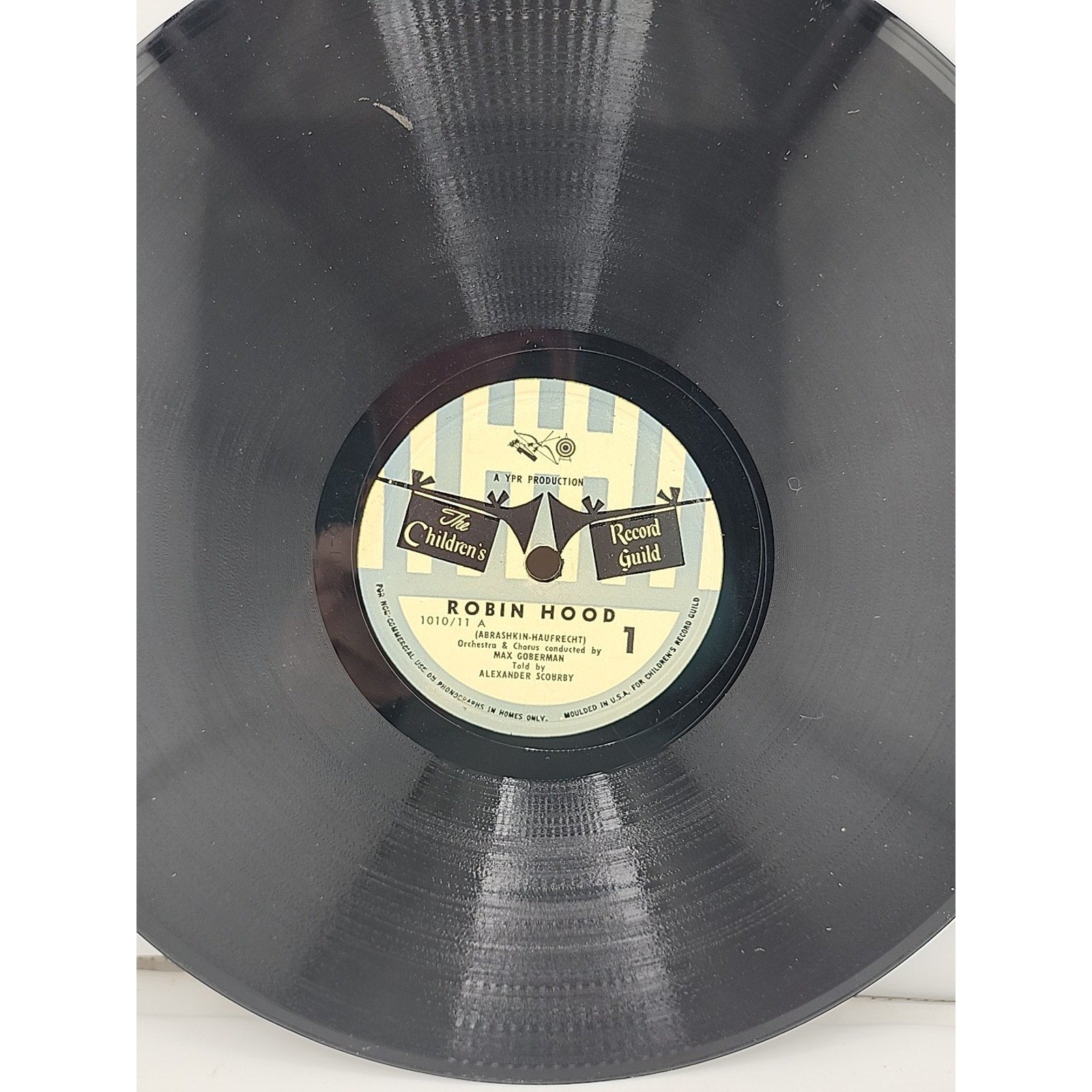 Robin Hood/ 2 Child’s 78 RPM Vinyl Records & Picture Sleeve / CRG 1010/11