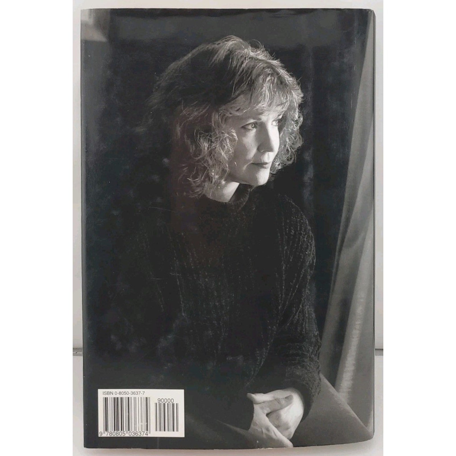 M Is for Malice : A Kinsey Millhone Novel by Sue Grafton (1996, Hardcover)