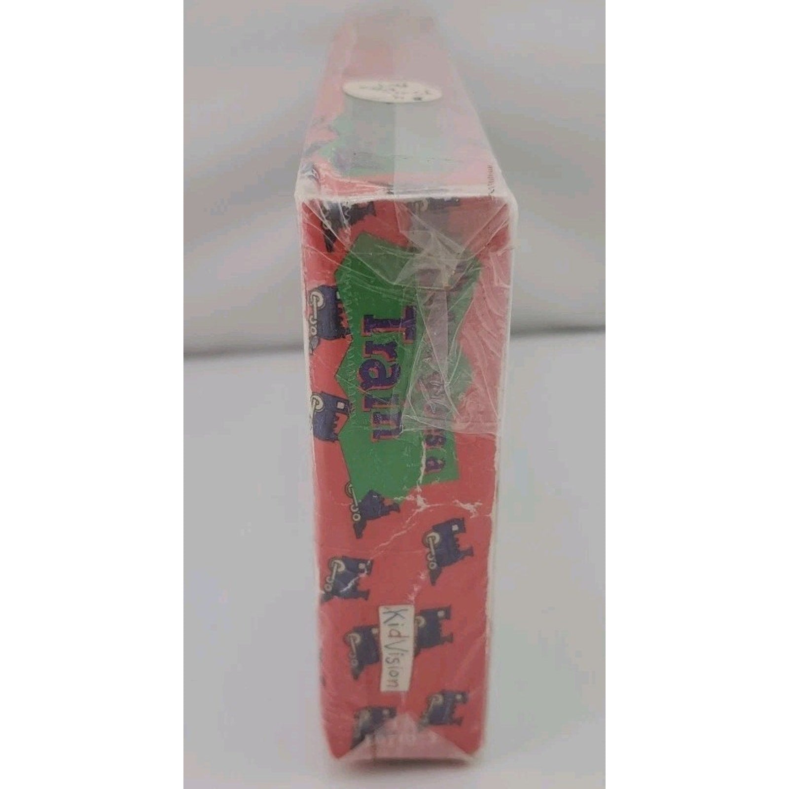 There Goes a Train (VHS)