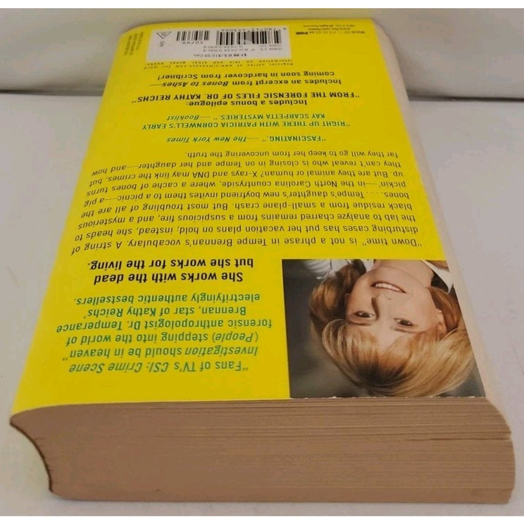 Bare Bones : A Novel by Kathy Reichs (2004, Trade Paperback)
