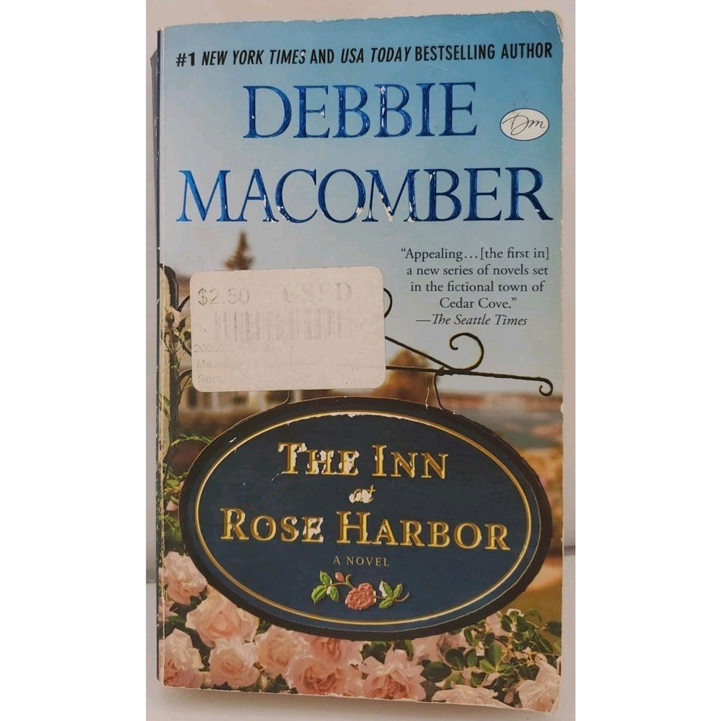 Inn at Rose Harbor : A Rose Harbor Novel by Debbie Macomber (2013, Mass Market)