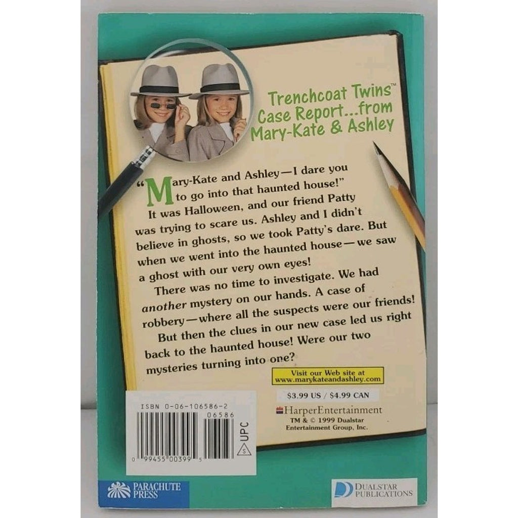 The Case of the Green Ghost (The New Adventures of Mary-Kate & Ashley #13) by Ca
