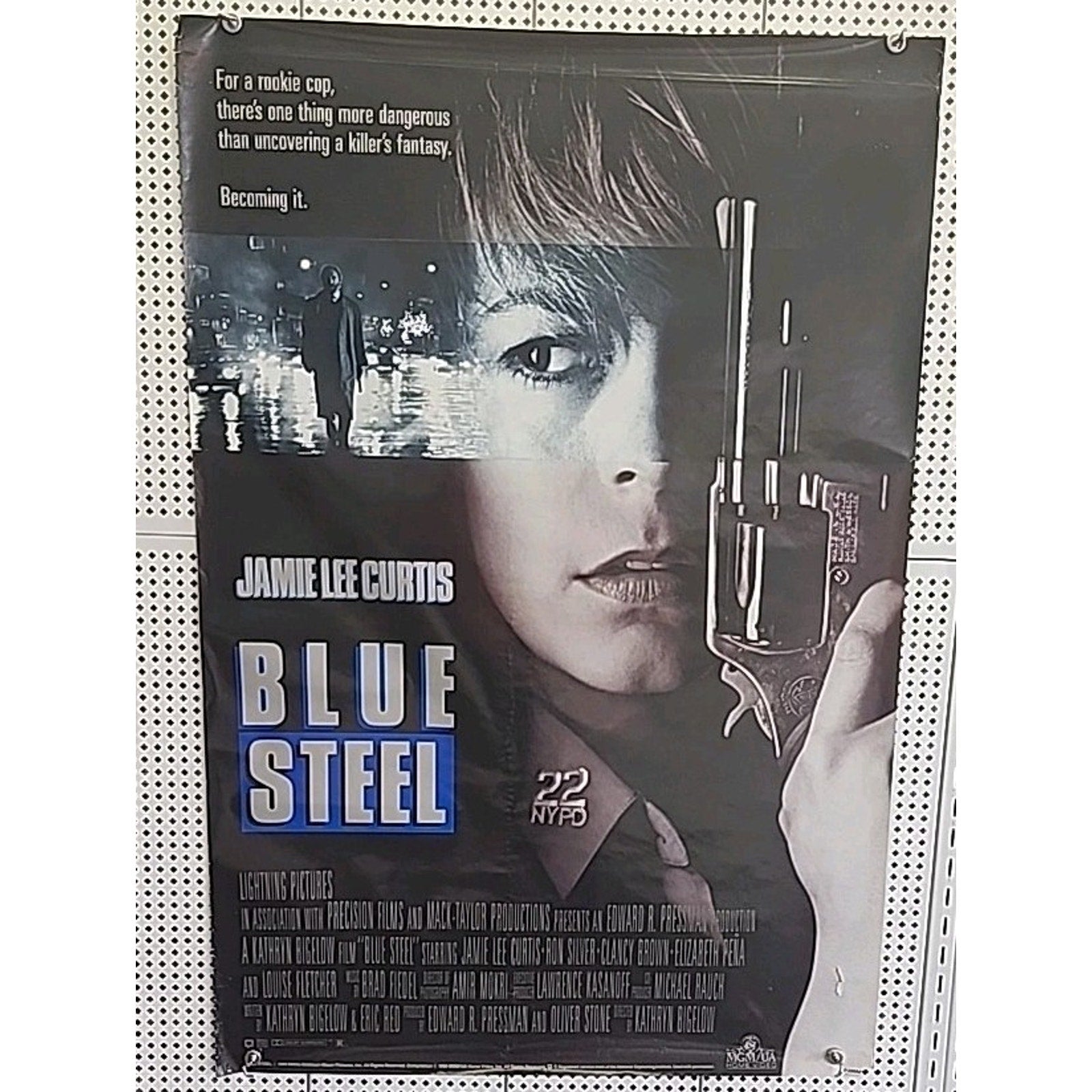 Blue Steel - 27x40 inch Original Movie Poster One Sheet Rolled 1990 Curtis