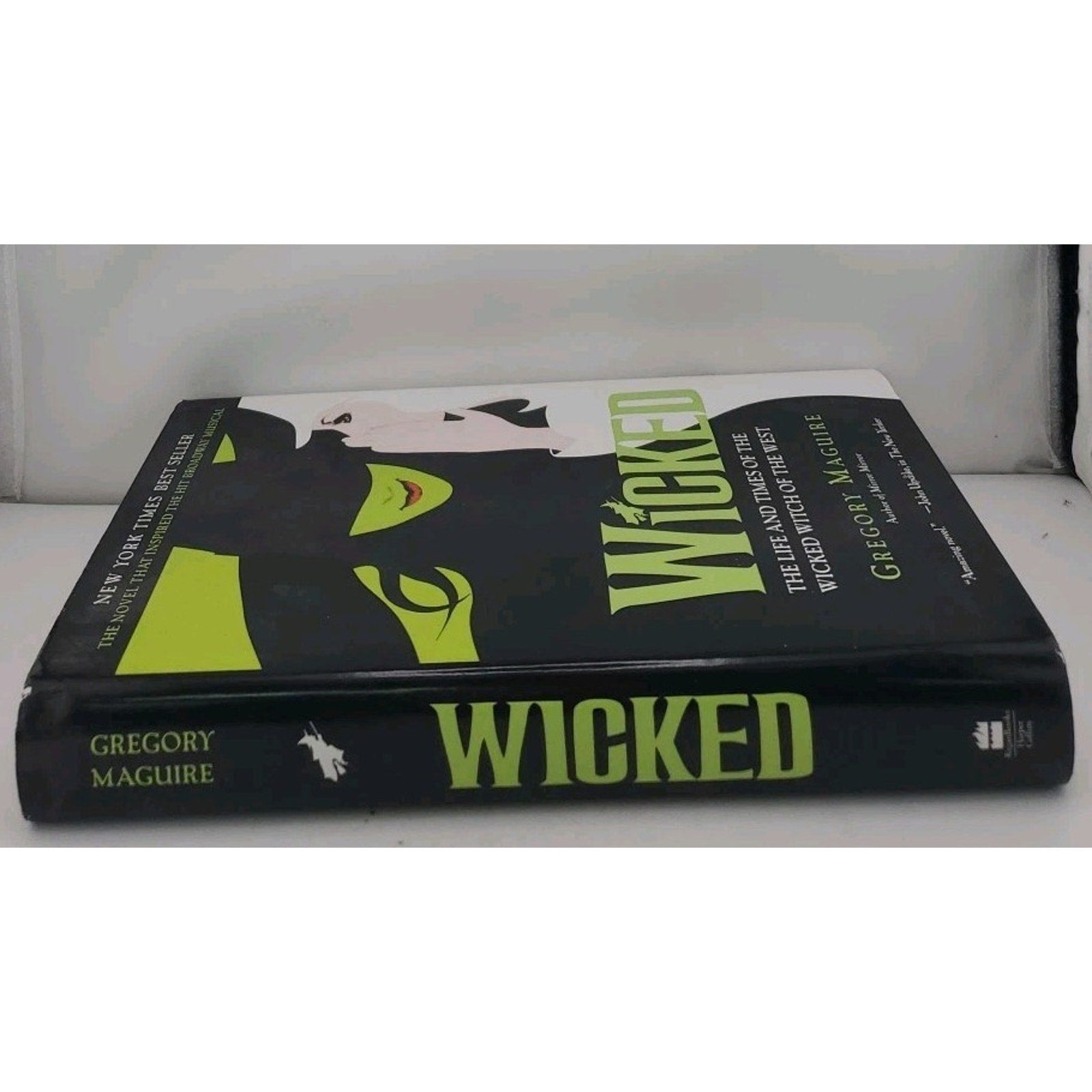 Wicked: The Life and Times of the Wicked Witch of the West (Hardcover)
