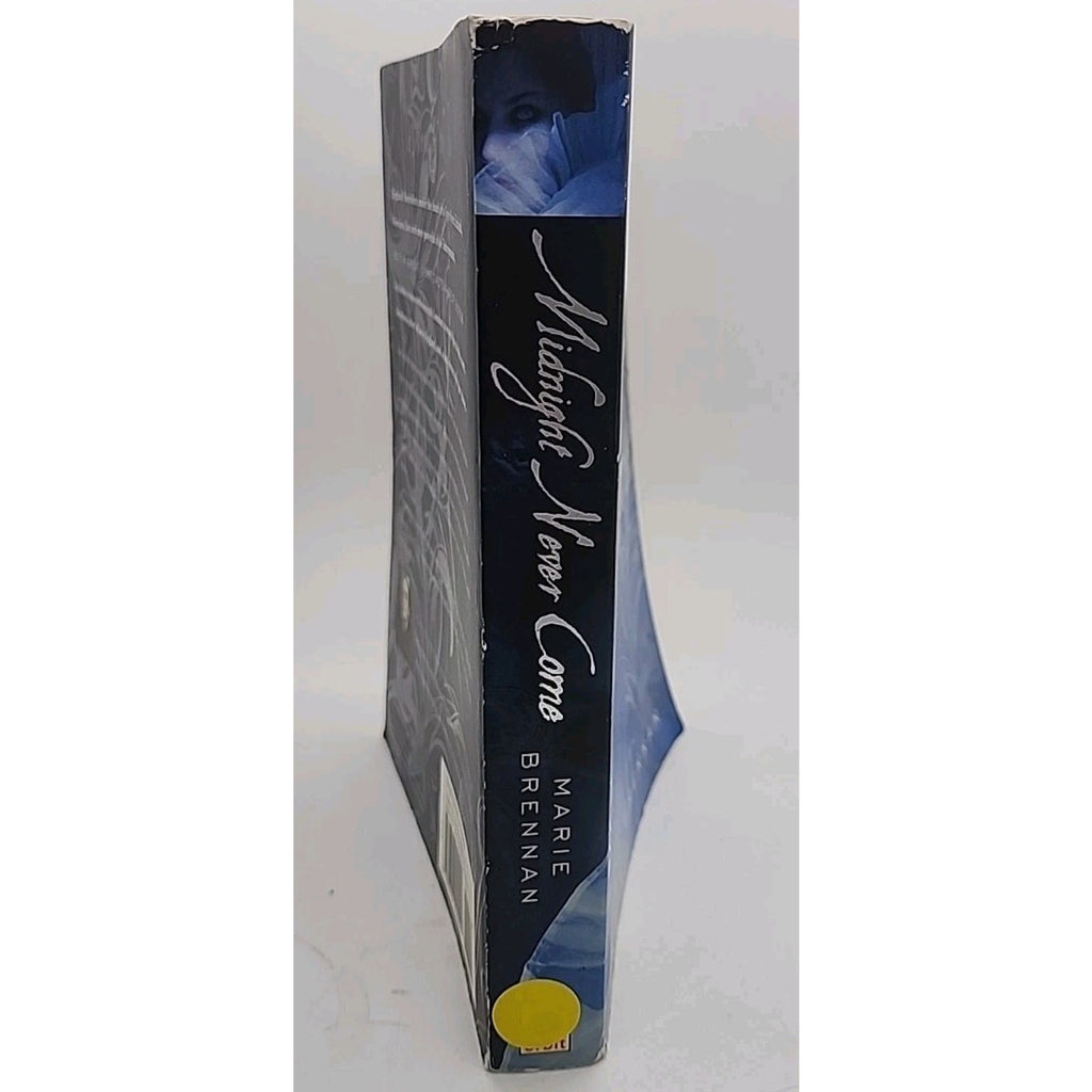 Midnight Never Come by Marie Brennan (2008, Trade Paperback)