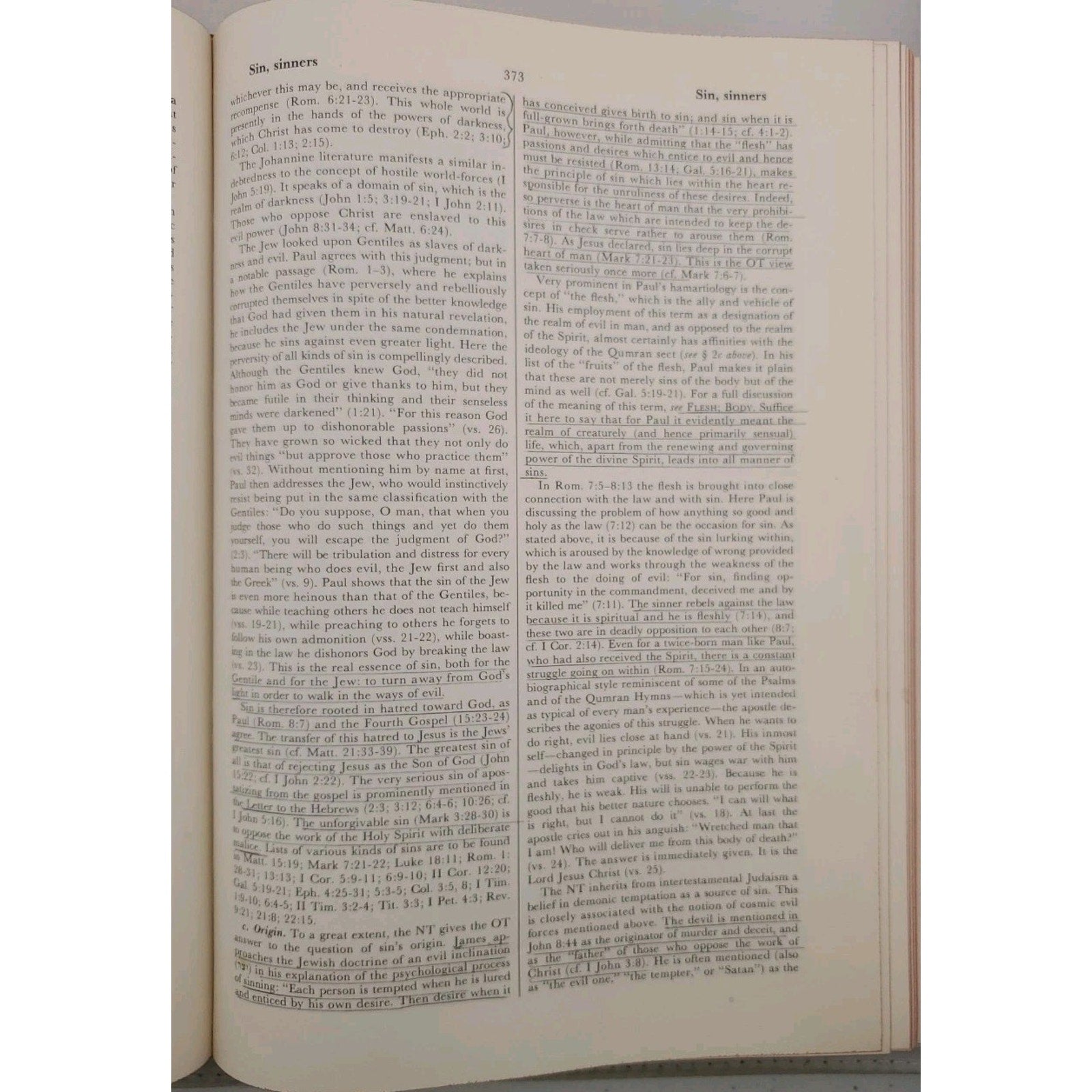 The Interpreter's Dictionary of the Bible Volume 4 R-Z Hardcover