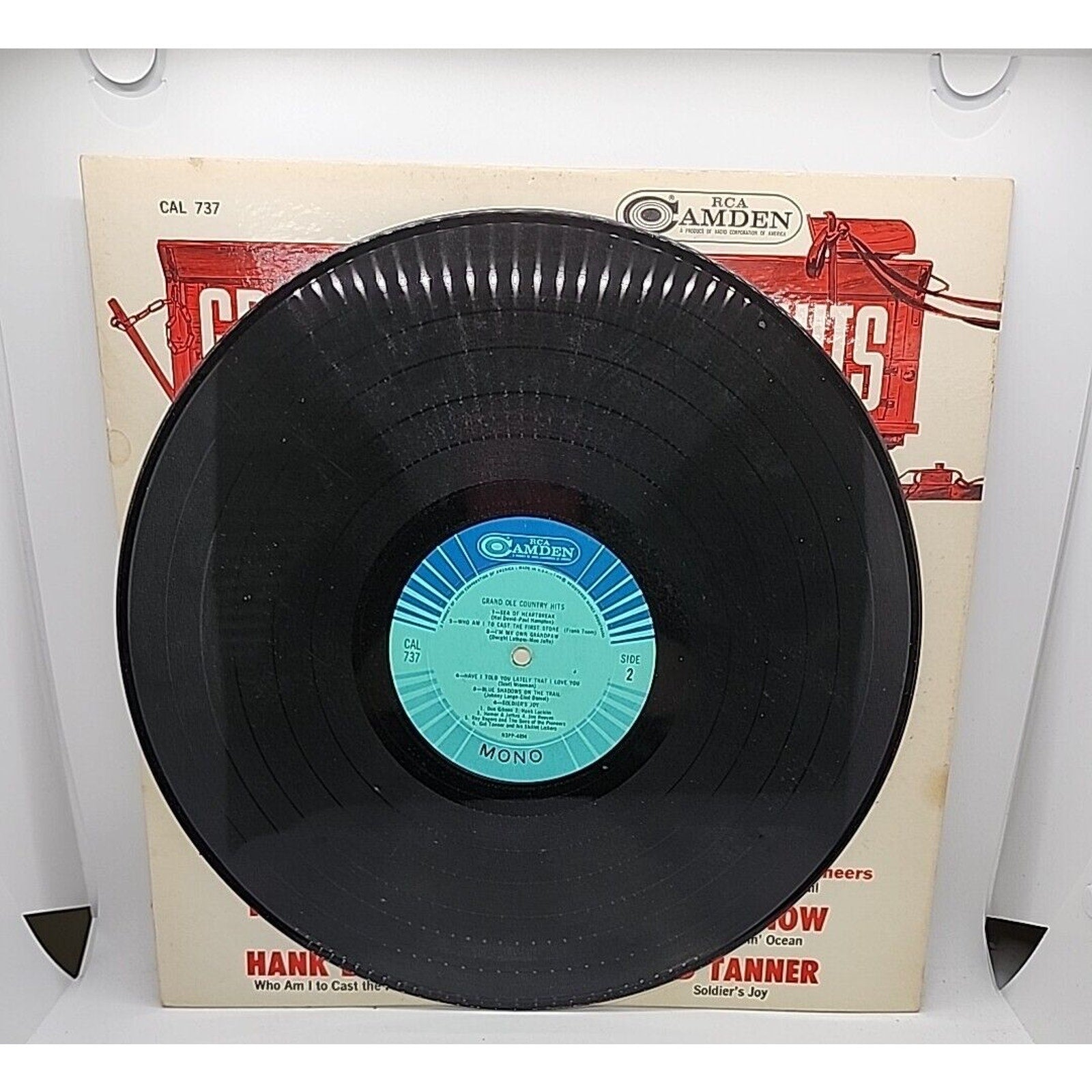 Grand Ole Country Hits - Various Artists - CAL 737 - Chet Atkins (Record)