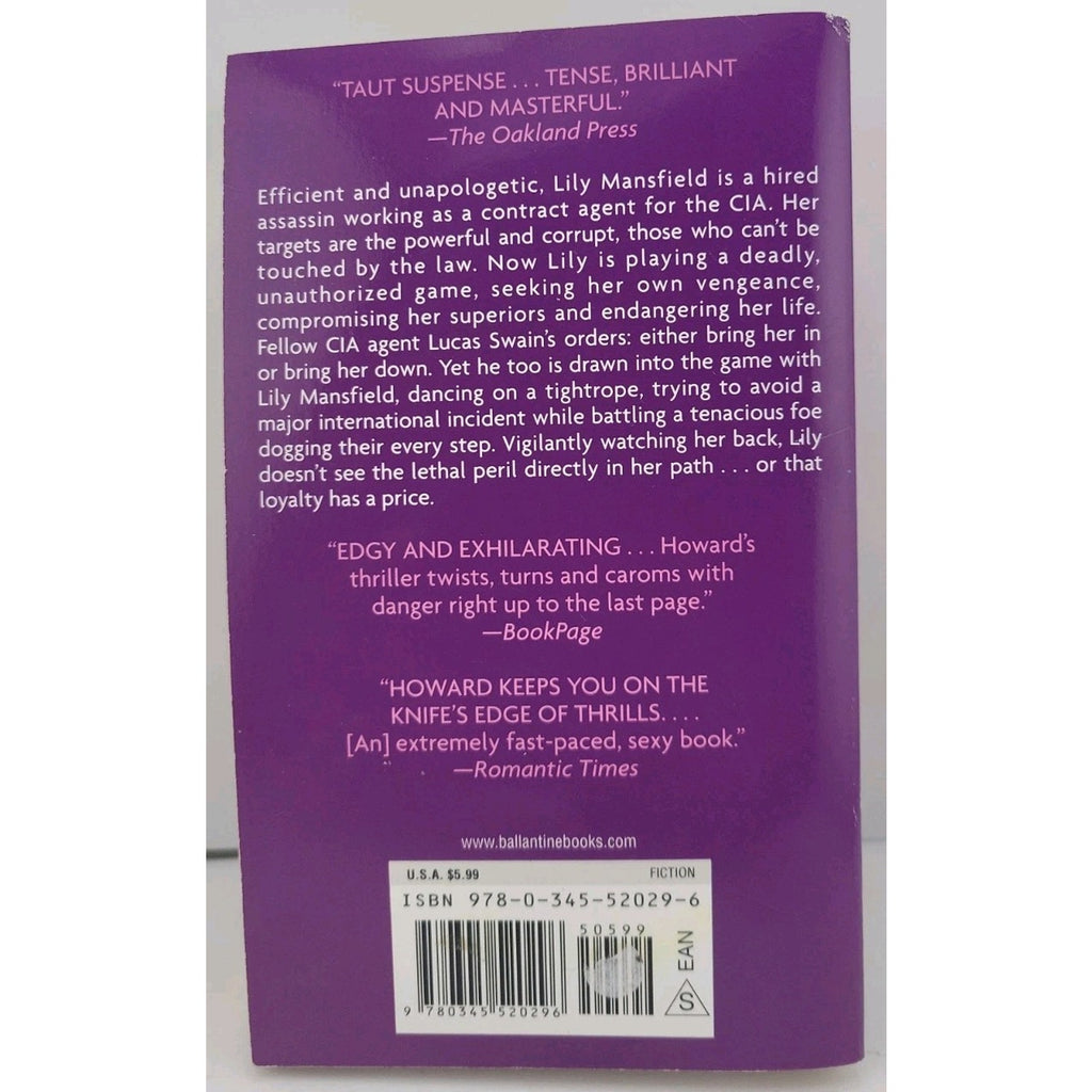 Kiss Me While I Sleep by Linda Howard (2009, Mass Market)