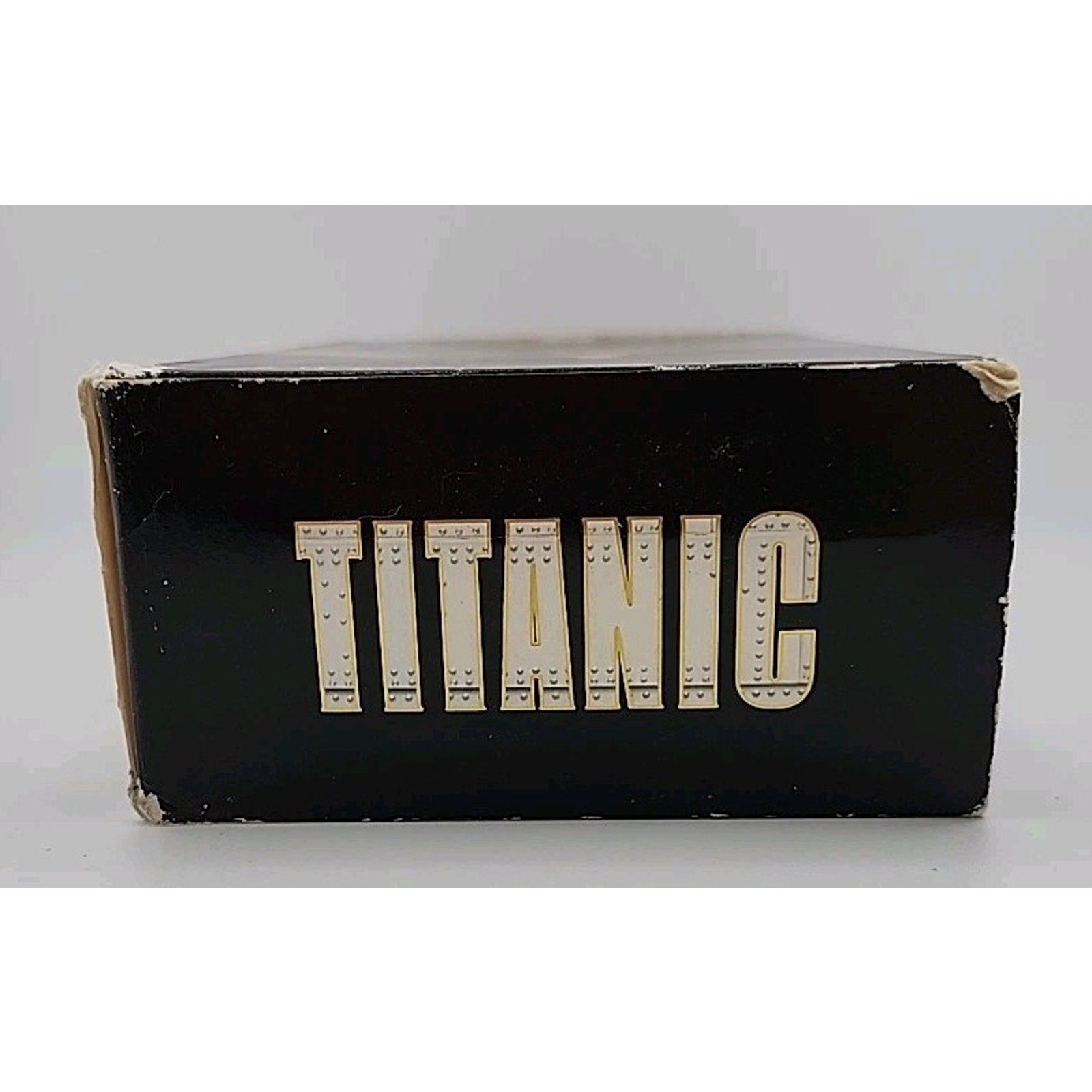 Titanic (VHS, 1998, 2-Tape Set, Pan-and-Scan)