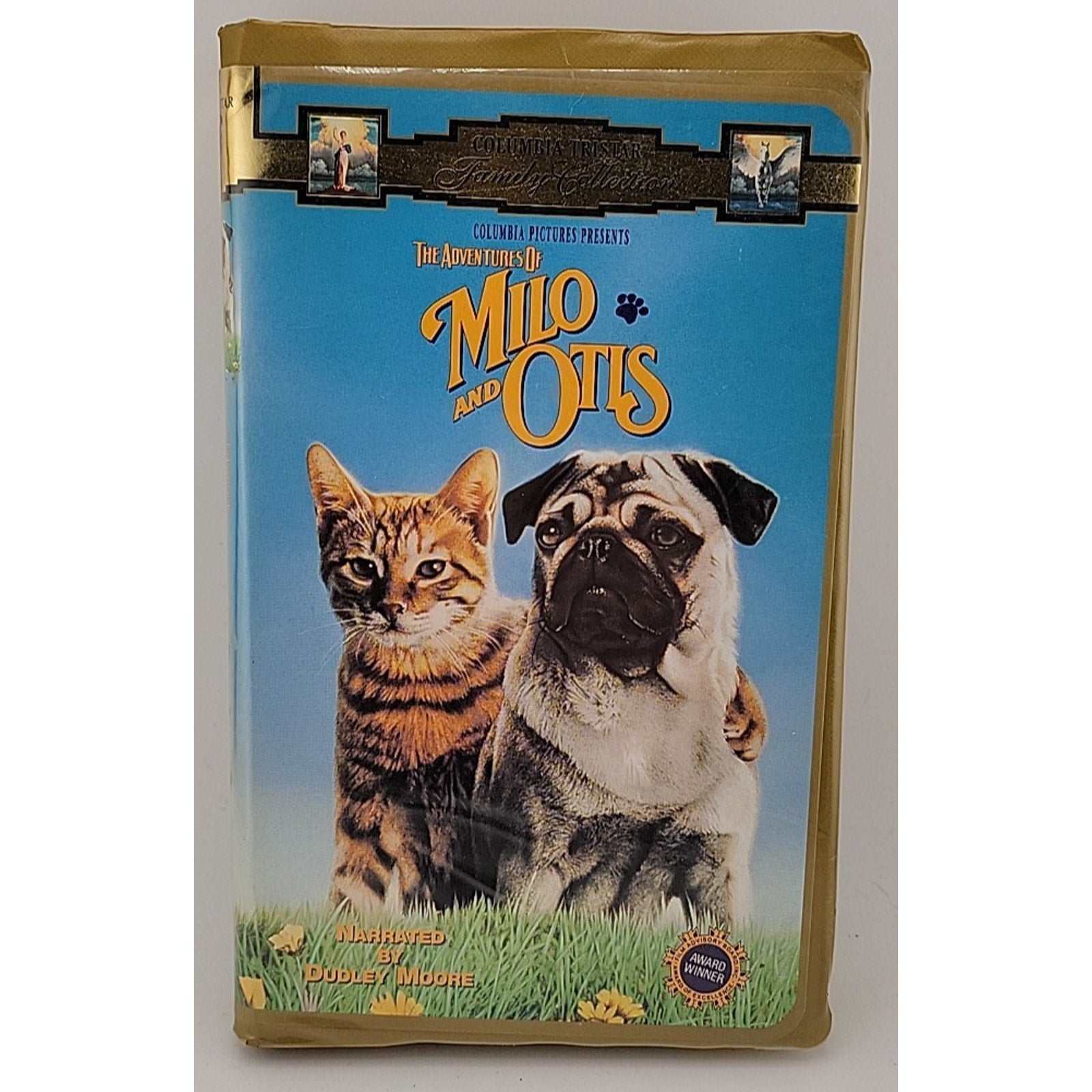 Adventures of Milo and Otis (VHS, 1997, Clamshell Closed Captioned)