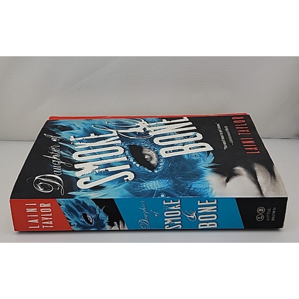 Daughter of Smoke & Bone by Laini Taylor (2012, Trade Paperback)