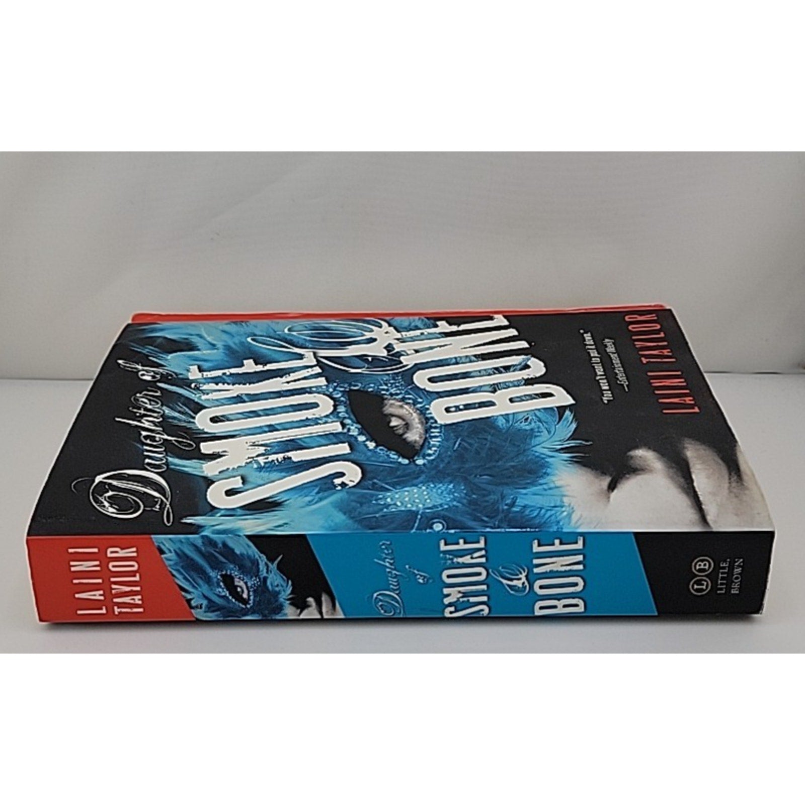 Daughter of Smoke & Bone by Laini Taylor (2012, Trade Paperback)
