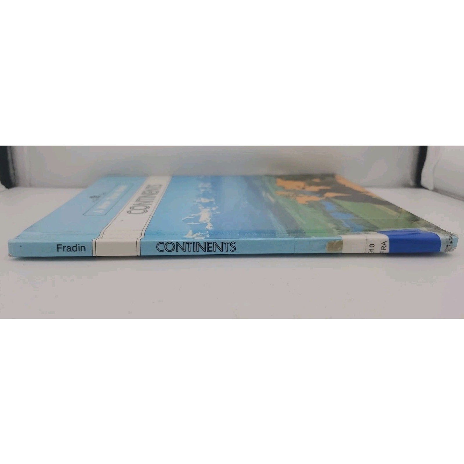 A New True Book Continents - Dennis B. Fradin (1986, Hardcover)