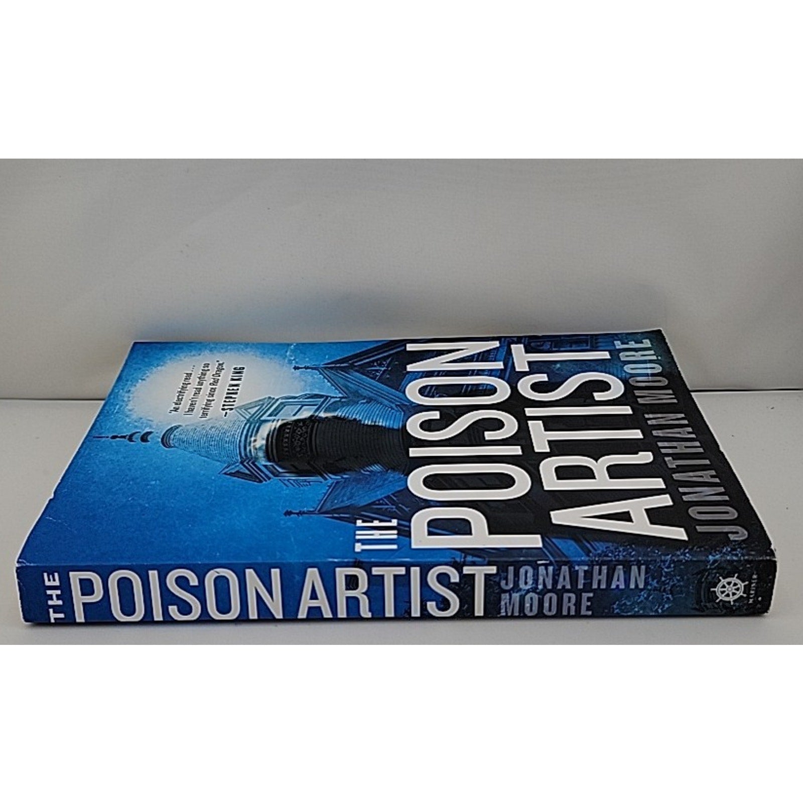 Poison Artist by Jonathan Moore (2016, Trade Paperback)