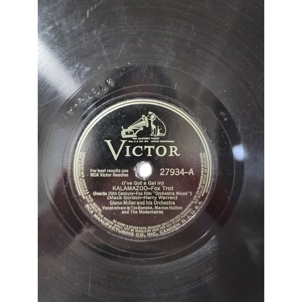Fox Trot - Kalamazoo / At Last (Vinyl)