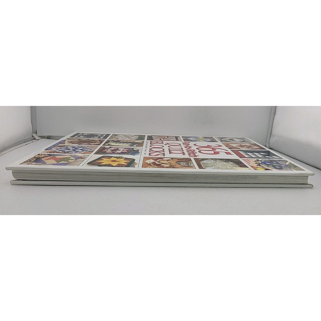 365 Fun-to-Stitch Quilt Blocks Hardback First Print 2002 House Of White Birches