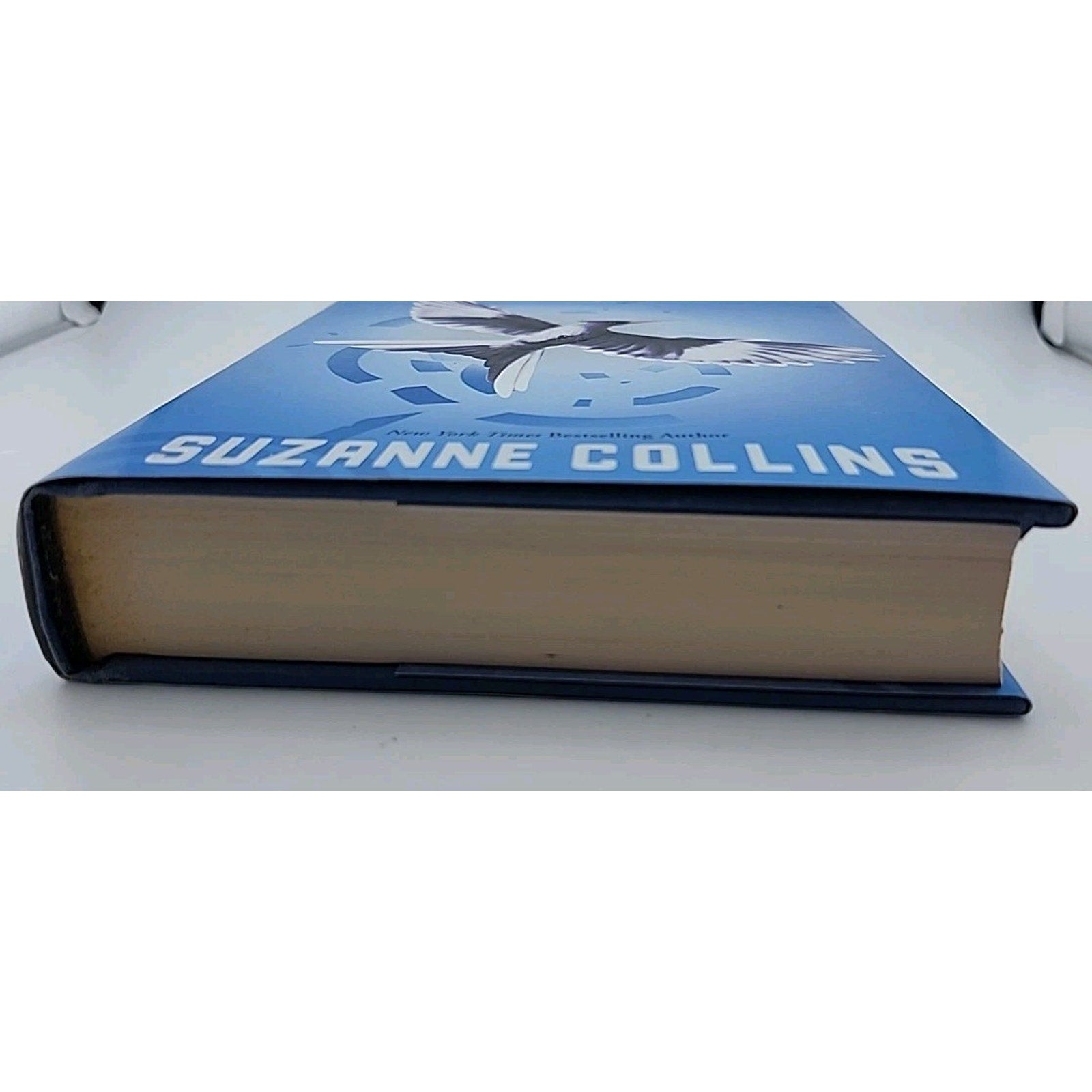 Mockingjay (Hunger Games, Book Three) by Suzanne Collins (2010, Hardcover)