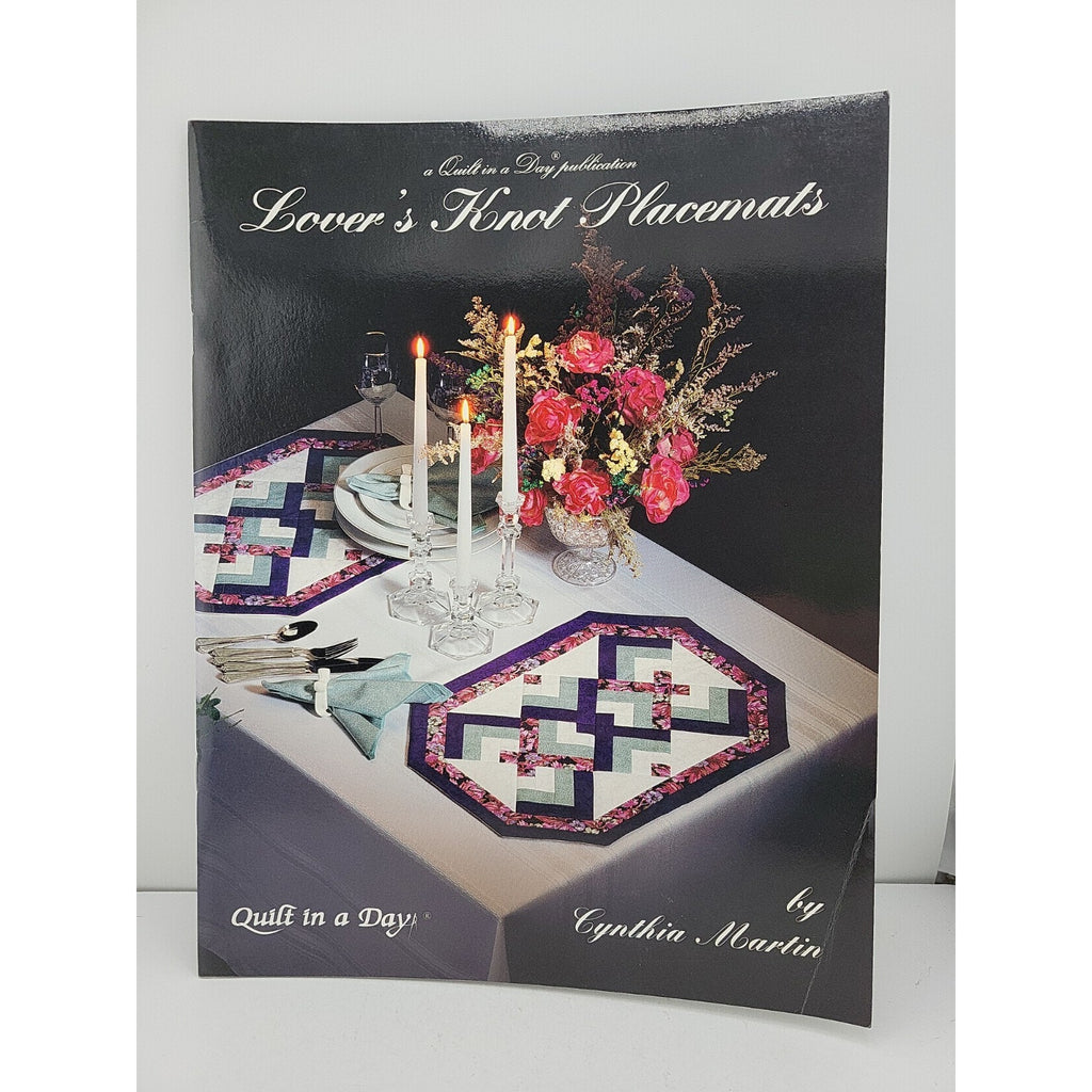 Lover's Knot Placemats by Cynthia Martin - Quilt In a Day Publication
