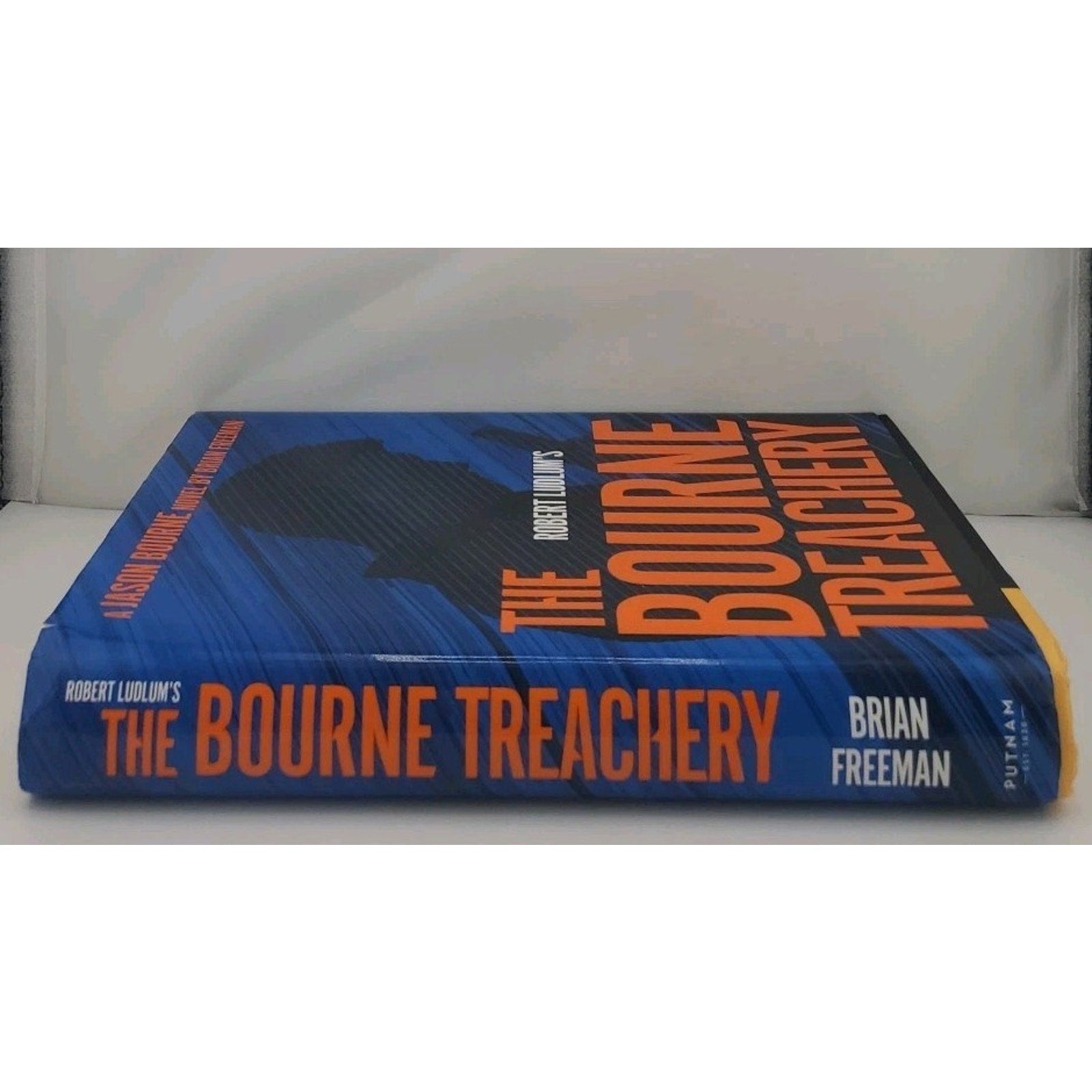 Robert Ludlum's the Bourne Treachery by Brian Freeman (2021, Hardcover)
